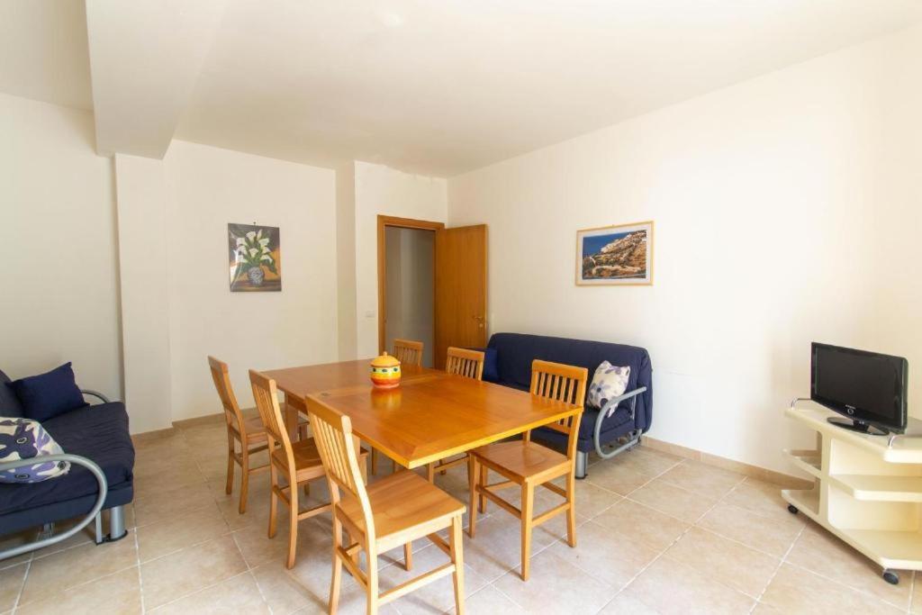 Blue Area Apartments - Fromhometosalento Torre dell'Orso Exterior foto